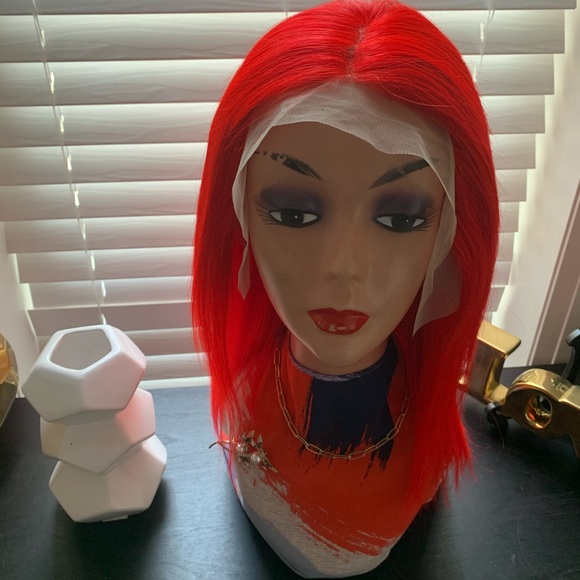 Bob 12inch virgin Human wig with frontal 13*4 lace - Picture 2 of 8